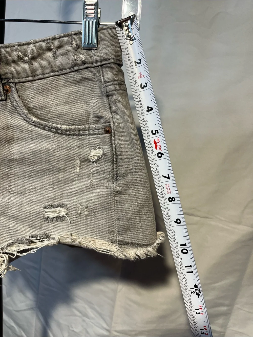 Zara 2PC TRF High-Waisted Distressed heavily frayed, raw, Denim Shorts SZ 2